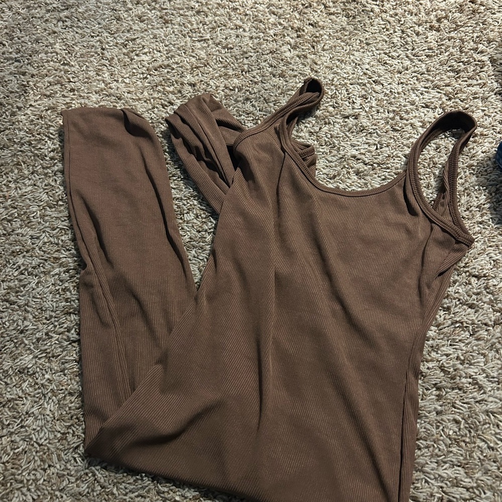 Brown Ribbed Tank Top and Leggings Set